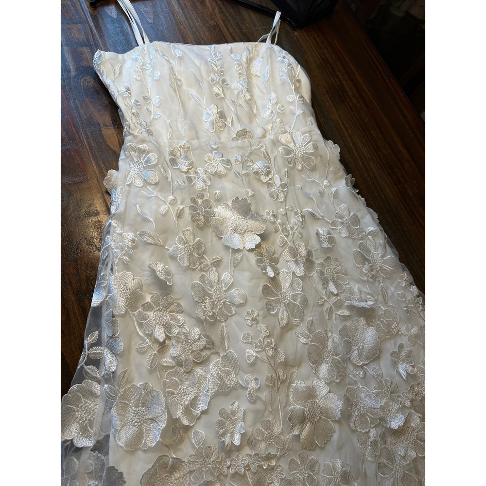 Lulus White Floral 3D Embroidered Organza Midi Dress Fairycore Woman's Large NWT - Picture 14 of 17